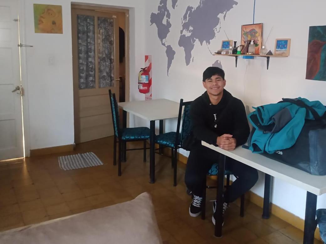 Oliwine Hostel Maipú 外观 照片
